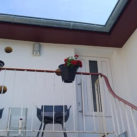 Schnick Schnack شقة Kröv